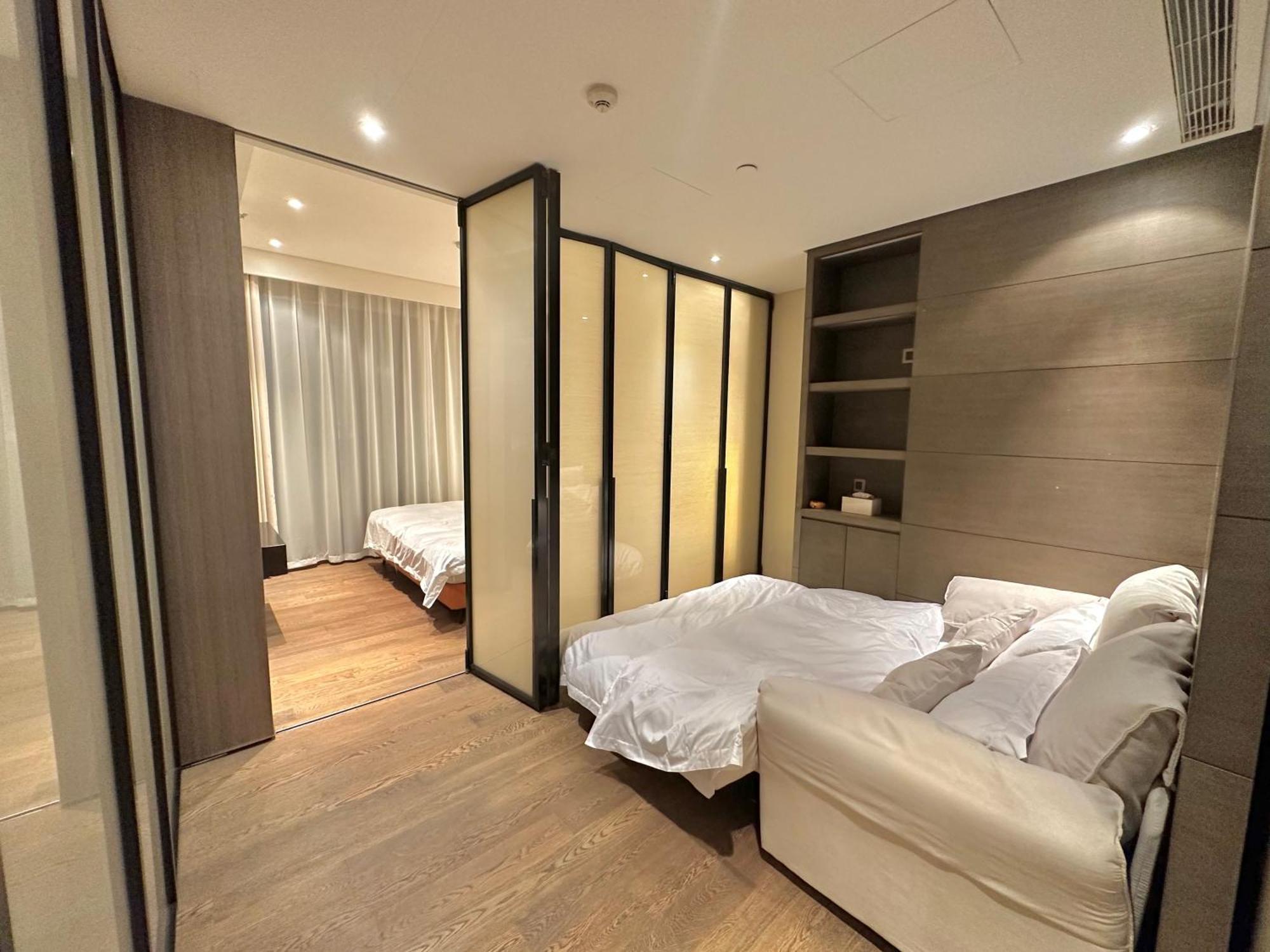 Zhome-Deplex Luxury Apartment-Near The Bund Шанхай Екстериор снимка